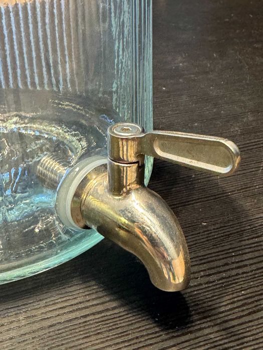 Recipiente com torneira, em vidro para 5 L