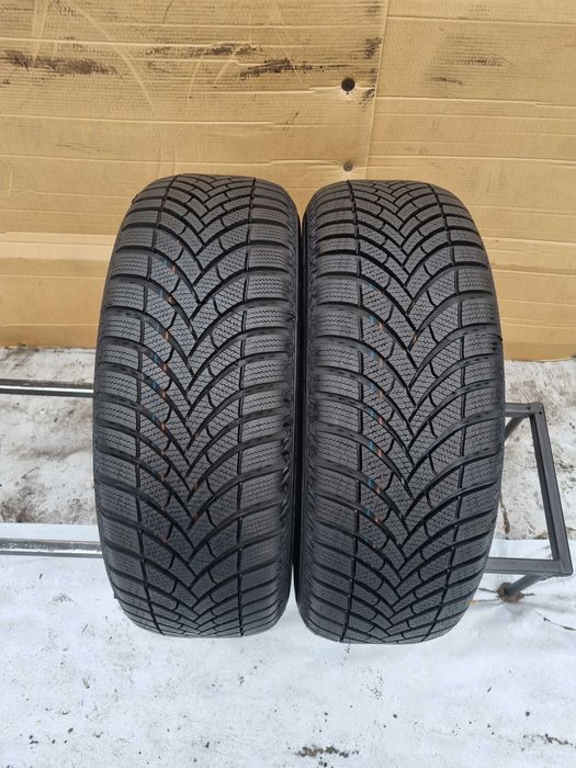 Opony Zimowe 215/60/16 99H XL Semperit Speed-Grip 5 Rok 2024