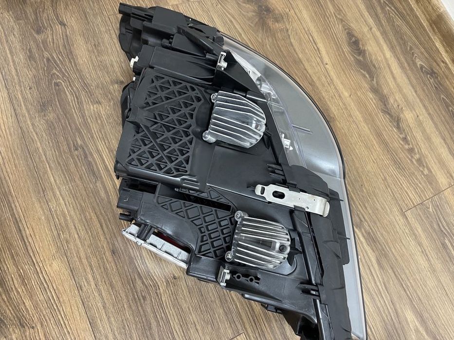 Фари BMW F10 рест права ліва комплект рестайлінг бмв ф 11 рестайлінг