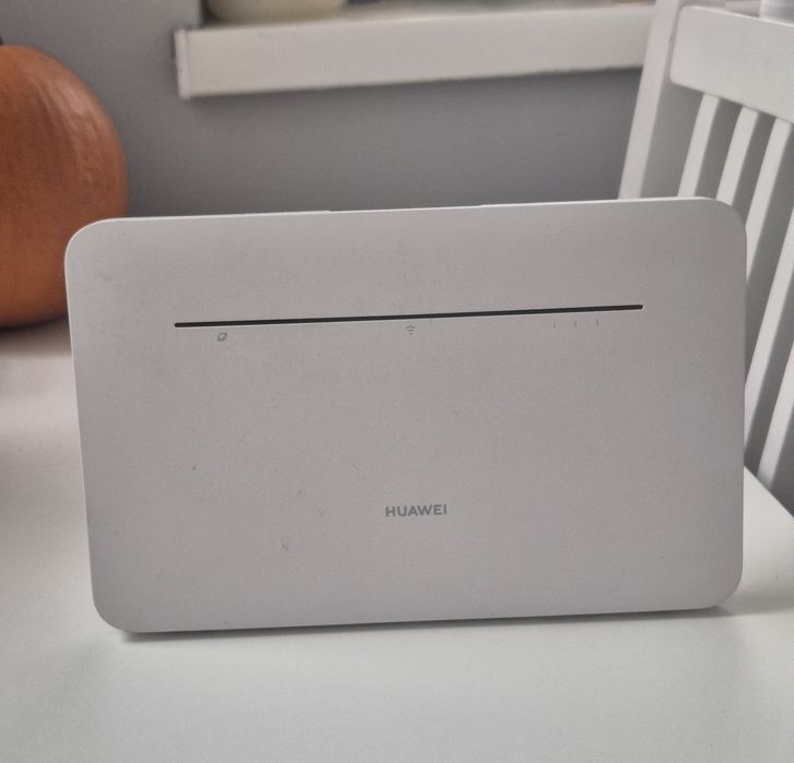 Router Huawei B535-232a LTE Cat.7 WiFi AC, 4x Gigabit LAN – dobry stan