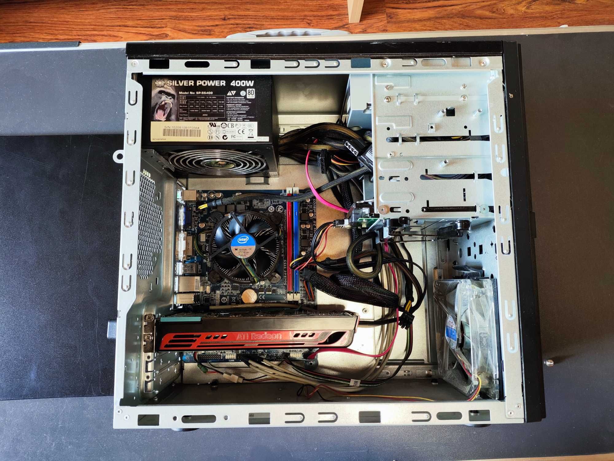 komputer i3 8gb radeon