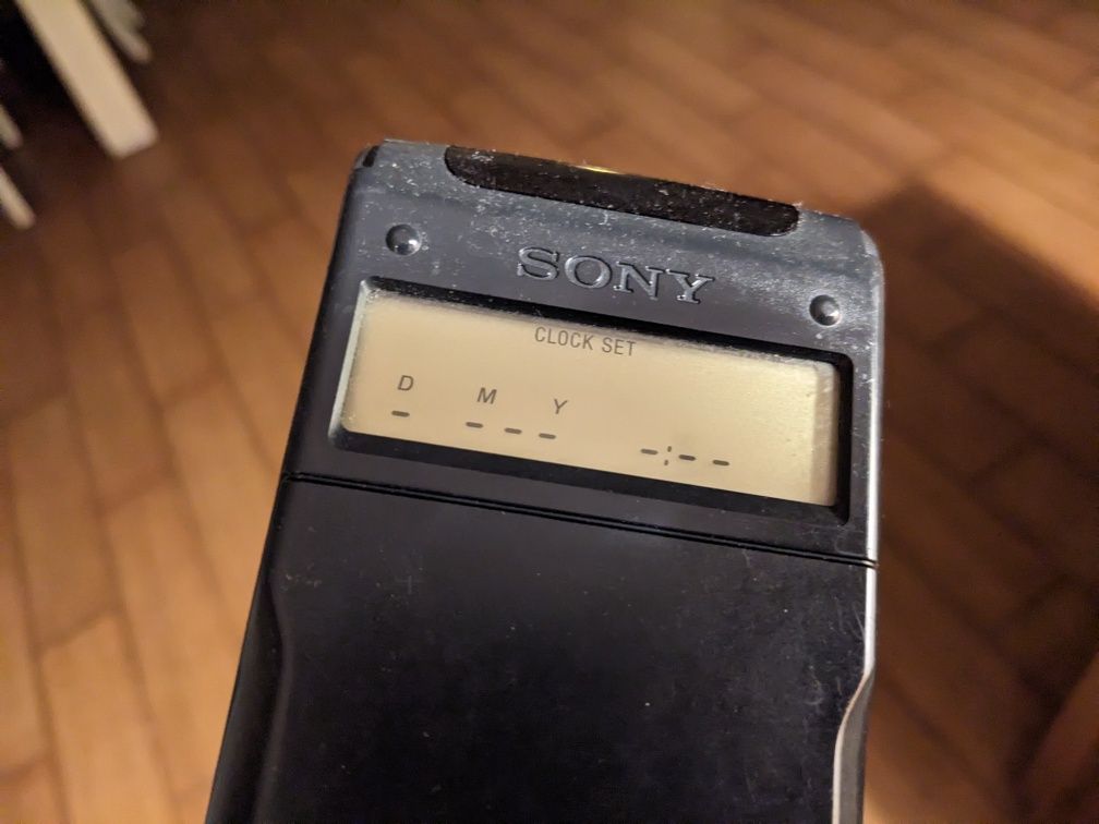 Magnetowid Sony SLV-E810EE z pilotem
