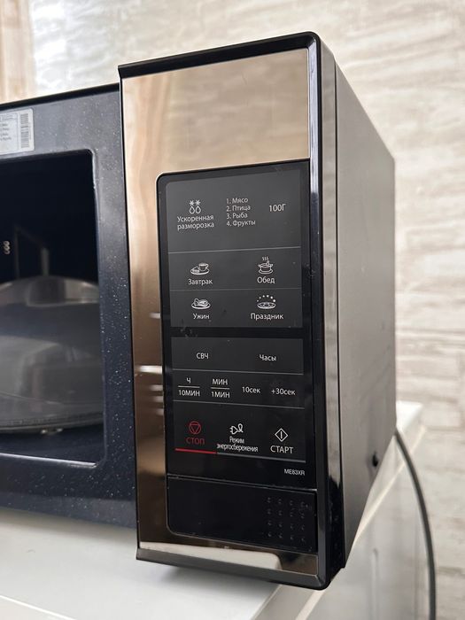Мікрохвильовка samsung me83krw