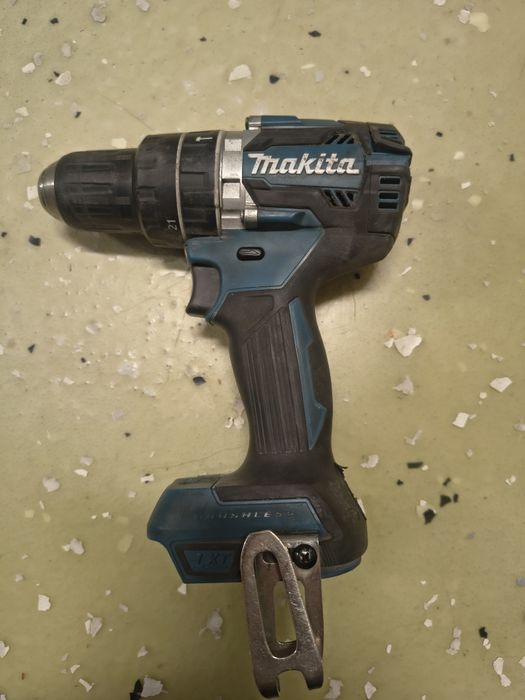 Makita DHP 484 .