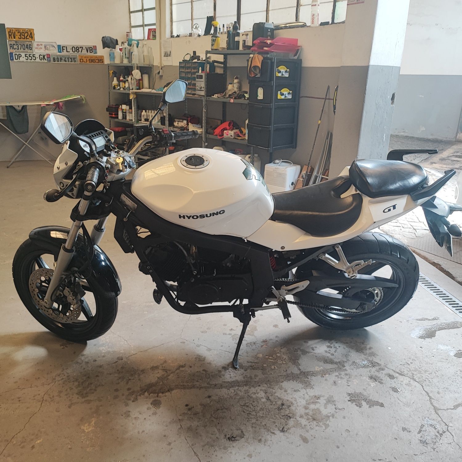 Vendo porque e grande para mim cero comprar uma mais baixa