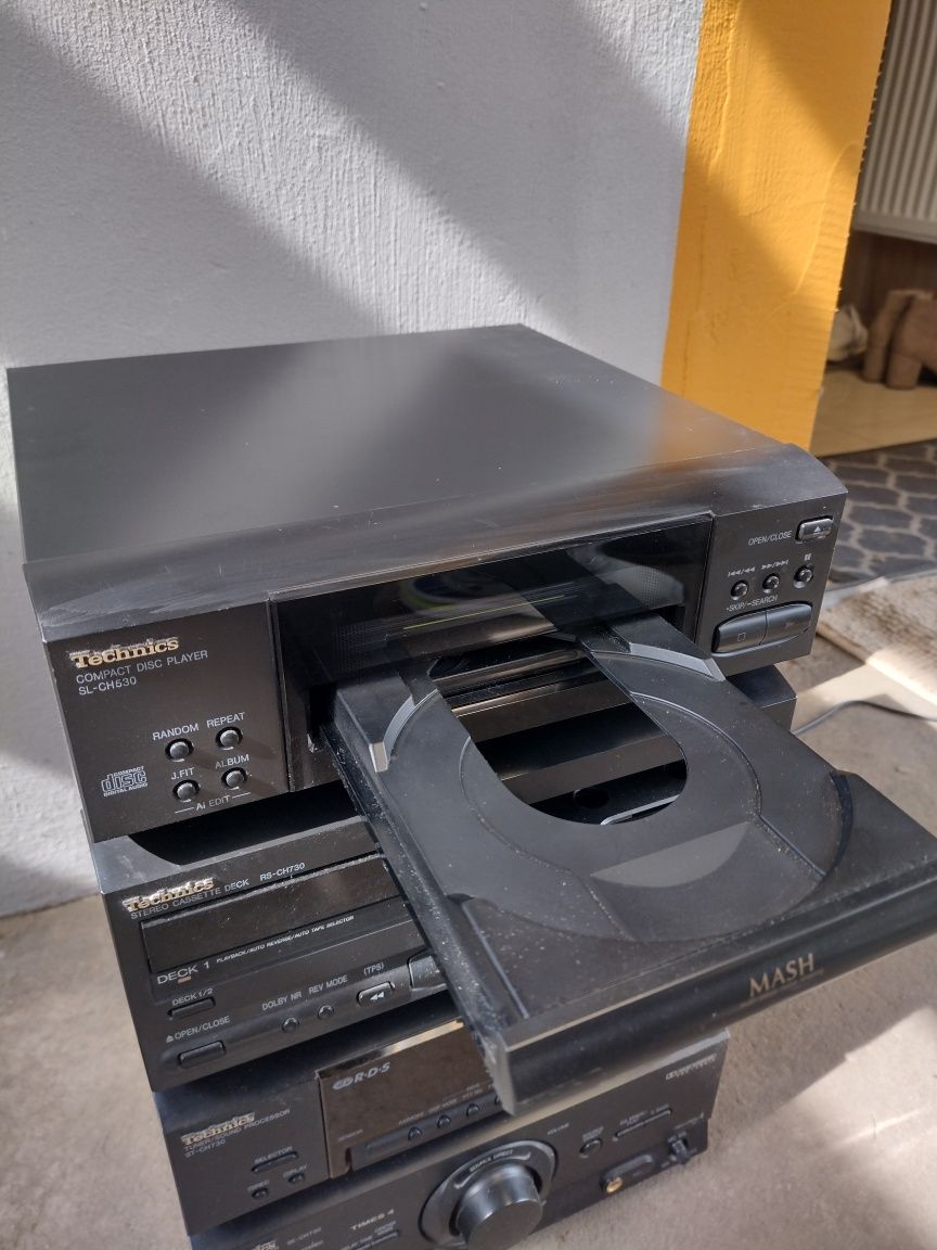 Wieża Technics z pilotem