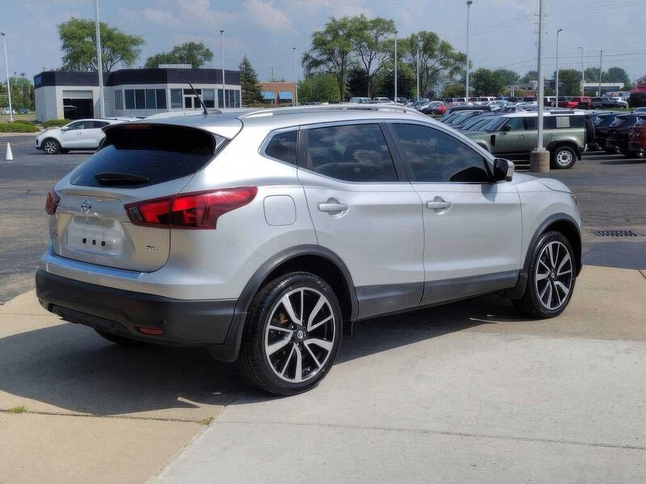Nissan Rogue Sport SL      2019