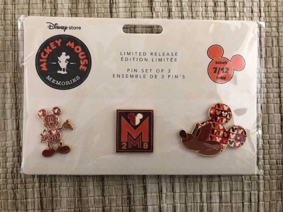 Set pins Disney store Mickey mouse edição limitada