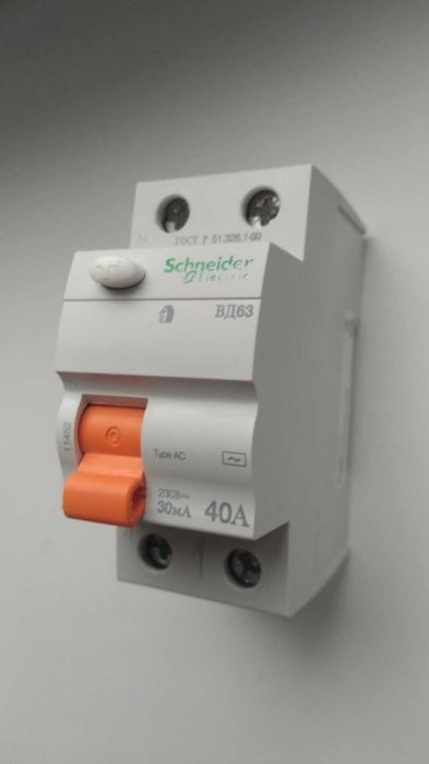 ПЗВ Schneider Electric ВД63 2P 40A 30mА