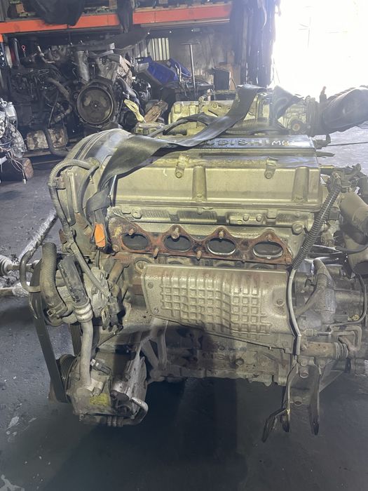 Мотор КОМПЛЄКТНИЙ Двигатель  Кпп  Mitsubishi Lanser Outlender 4G63 2.0