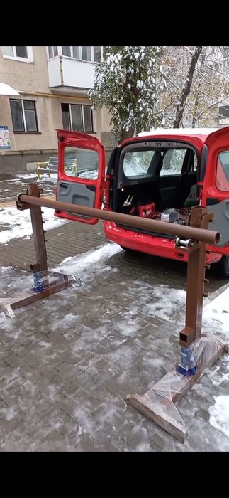 Оренда,прокат підйомника для кабельних барабанів.Домкрат для барабанів