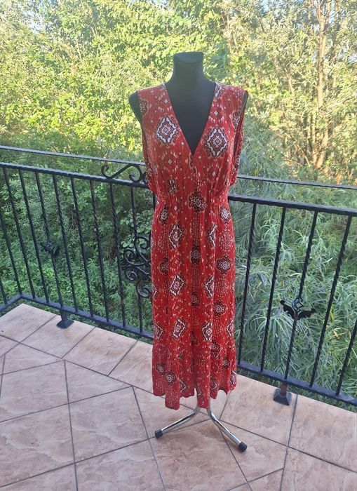 Długa sukienka maxi wycięcie na plecach 100 % wiskoza marka M&S 46