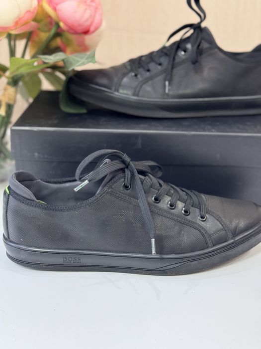 Брендові шкіряні чоловічі кеди Hugo Boss,оригінал,р 44 в хор.стані