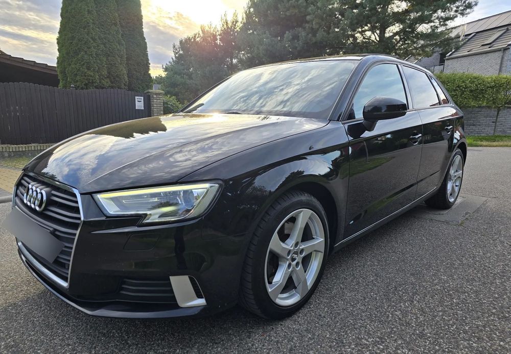 Audi A3 Sportback AUDI A3 40 2.0TDI 184KM QUATTRO Xenon Digital Panorama Serwis