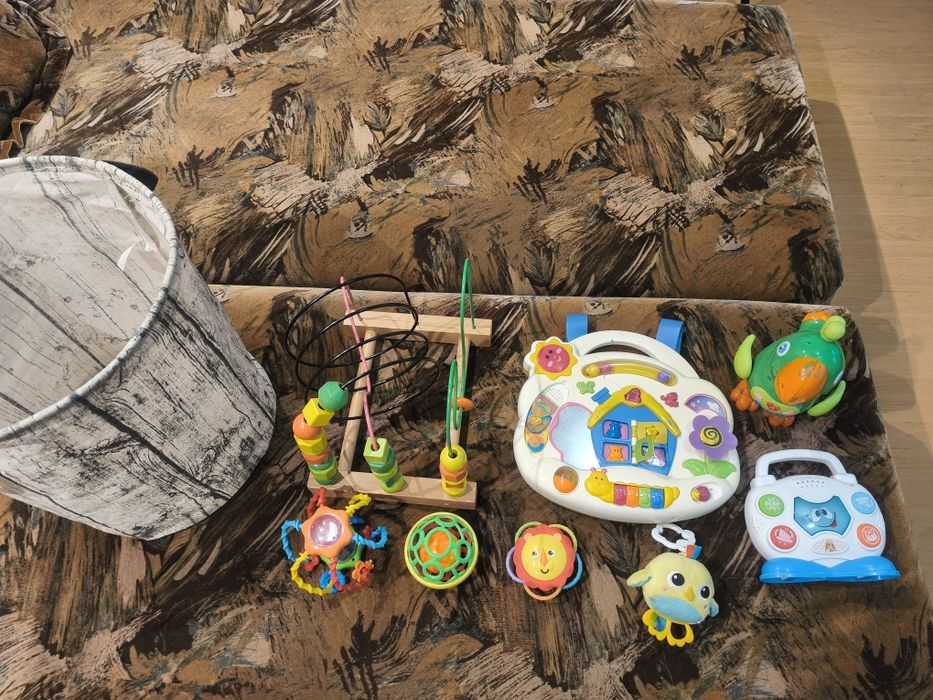 Zabawki dla dzieci wiek od 0 do 3 lat