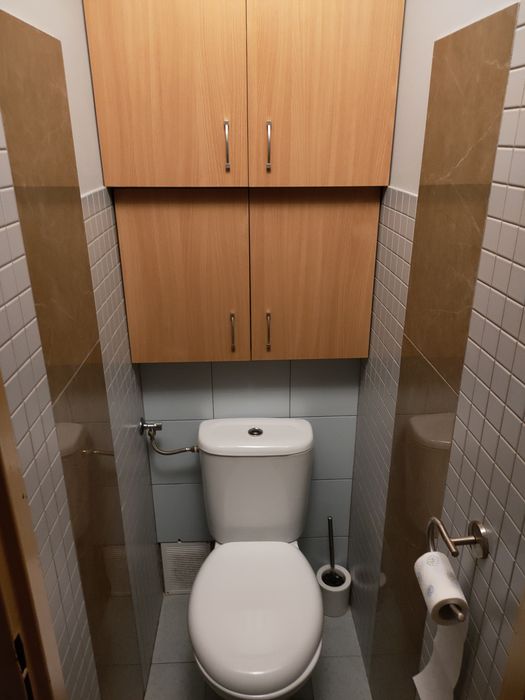 Mieszkanie 39.2m z balkonem . Parter. Super lokalizacja .
