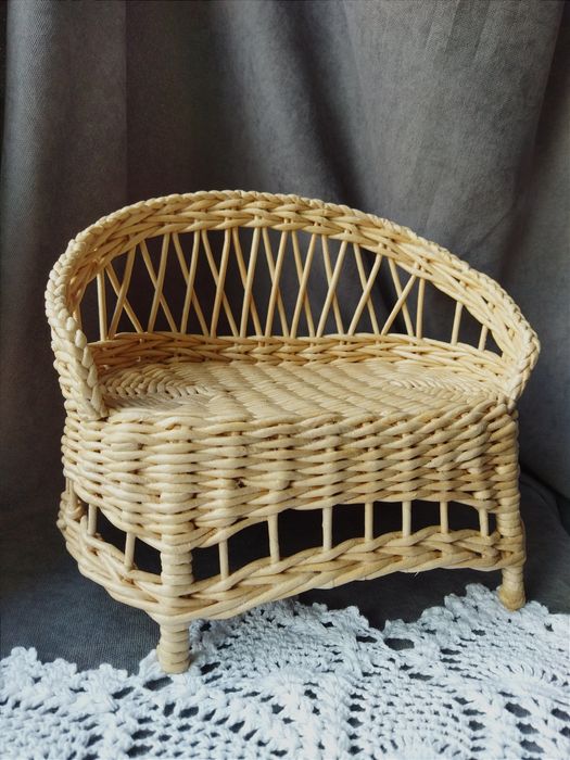 Лялькові меблі плетені.