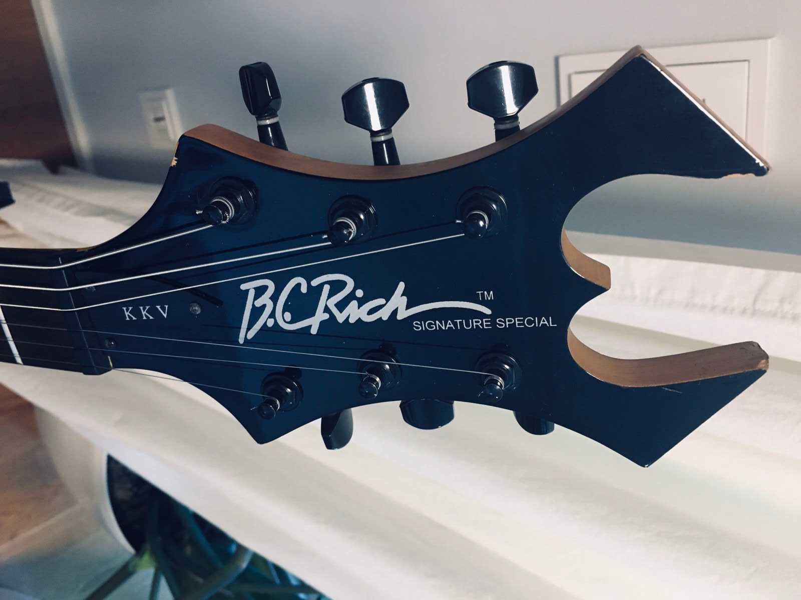 B.C.Rich Kerry King форма Flying V, 2010 год Корея в кейсе, ЕСТЬ ВИДЕО