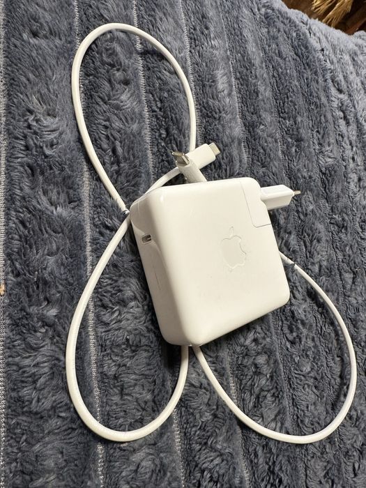 блок питания Apple 61W USB-C Power Adapter
