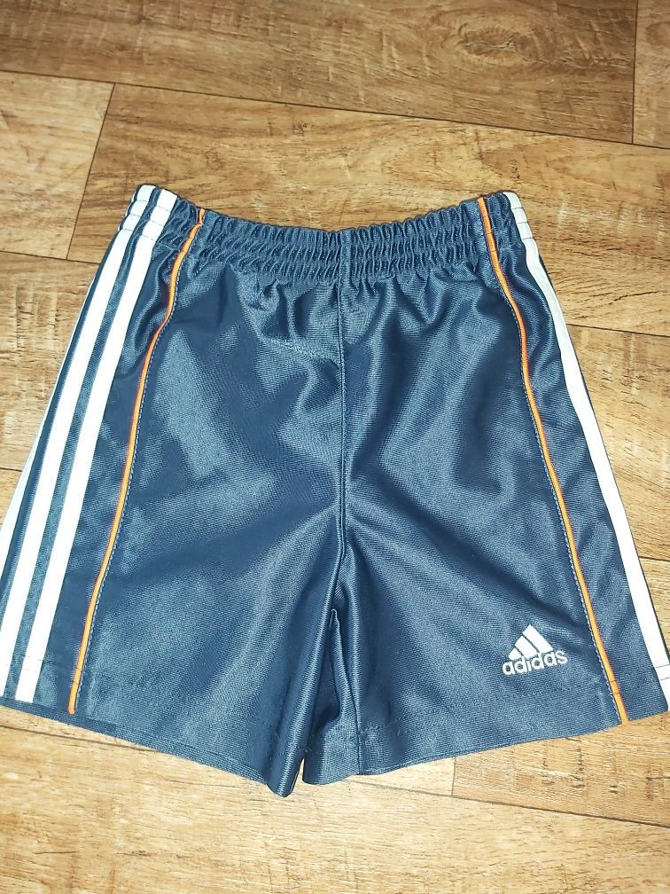 Spodenki adidas wiek 2lata