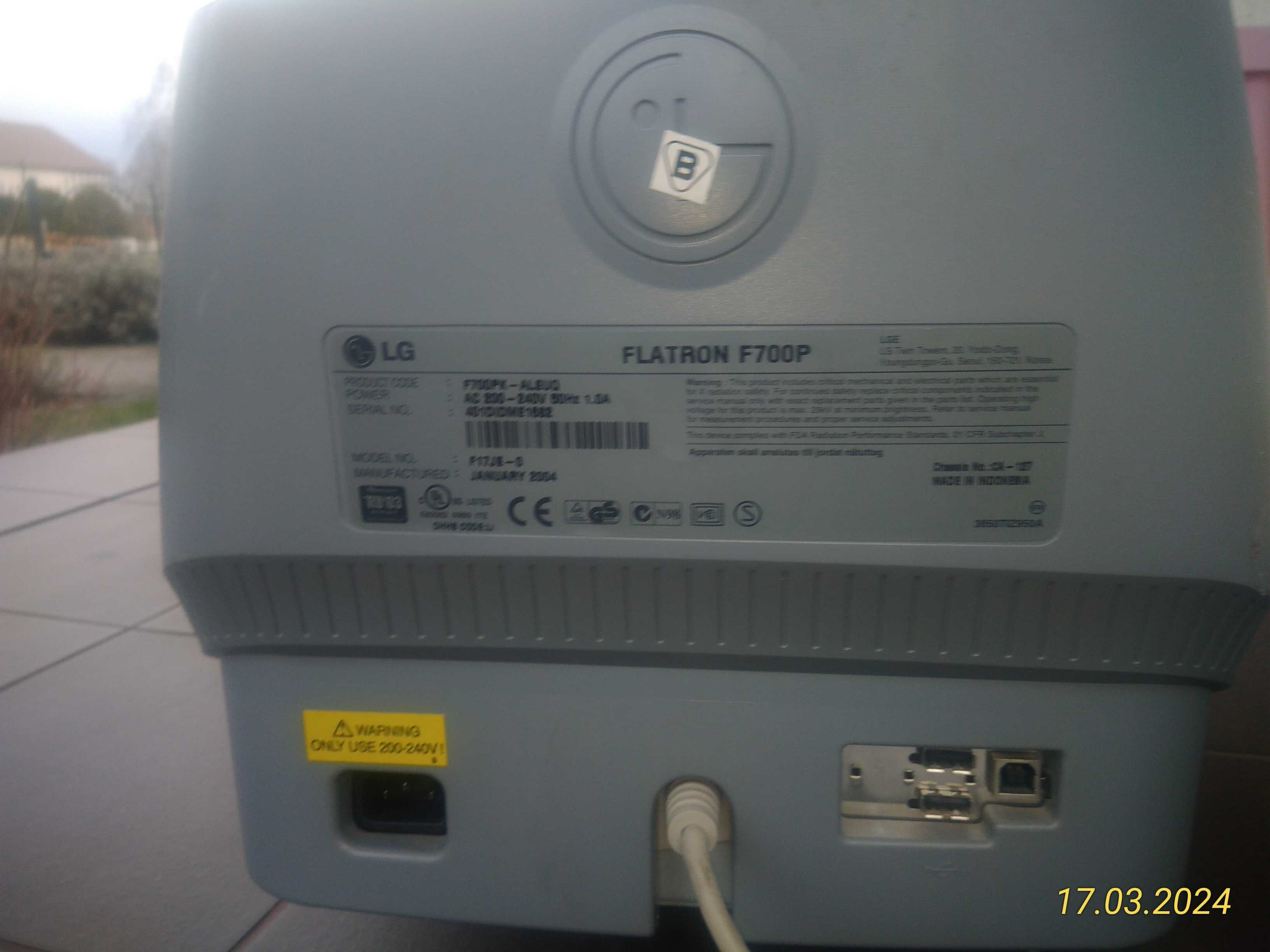 Monitor LG FLATRON F700P