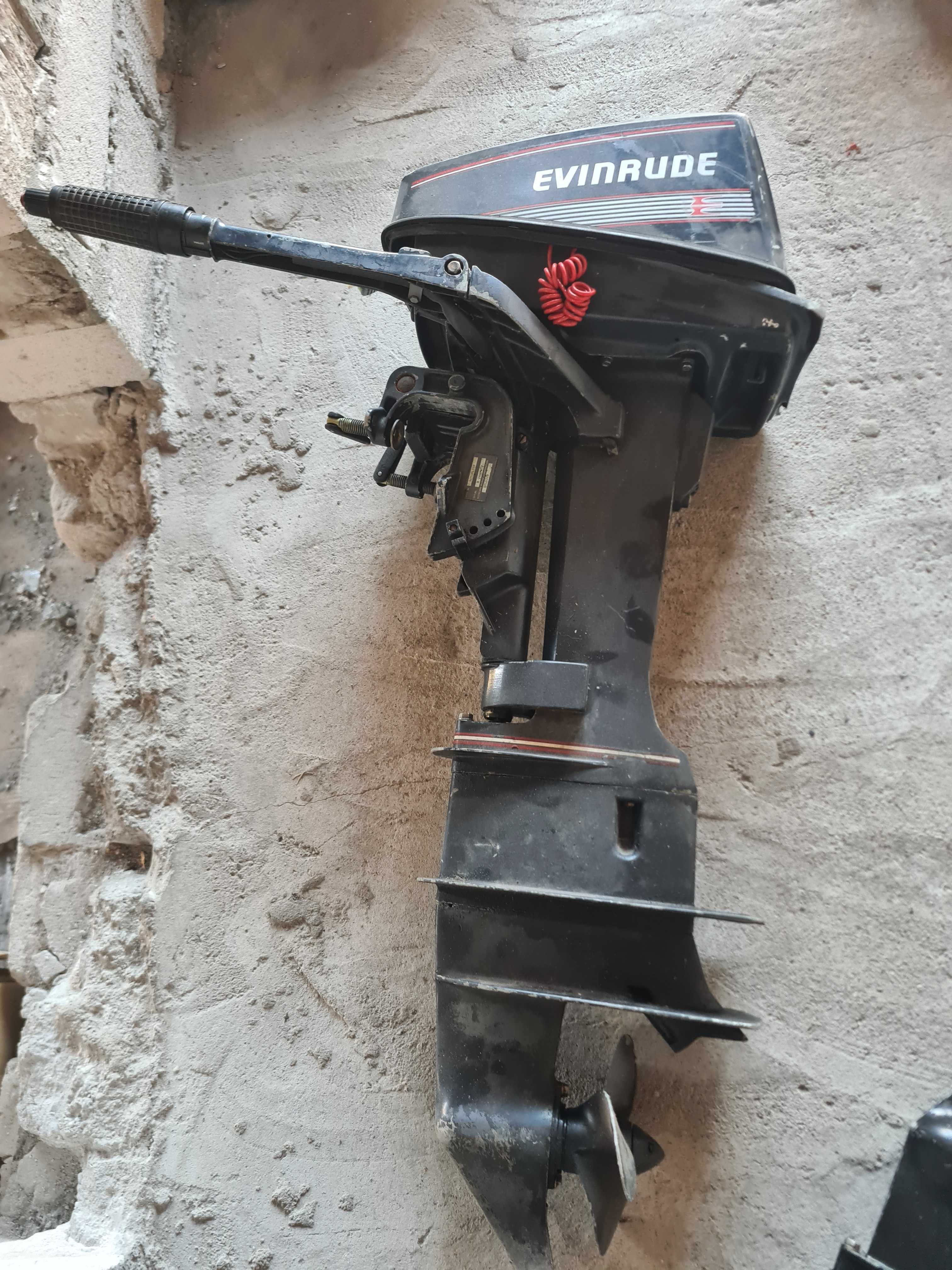 silnik zaburtowy evinrude 5 koni 2 sow