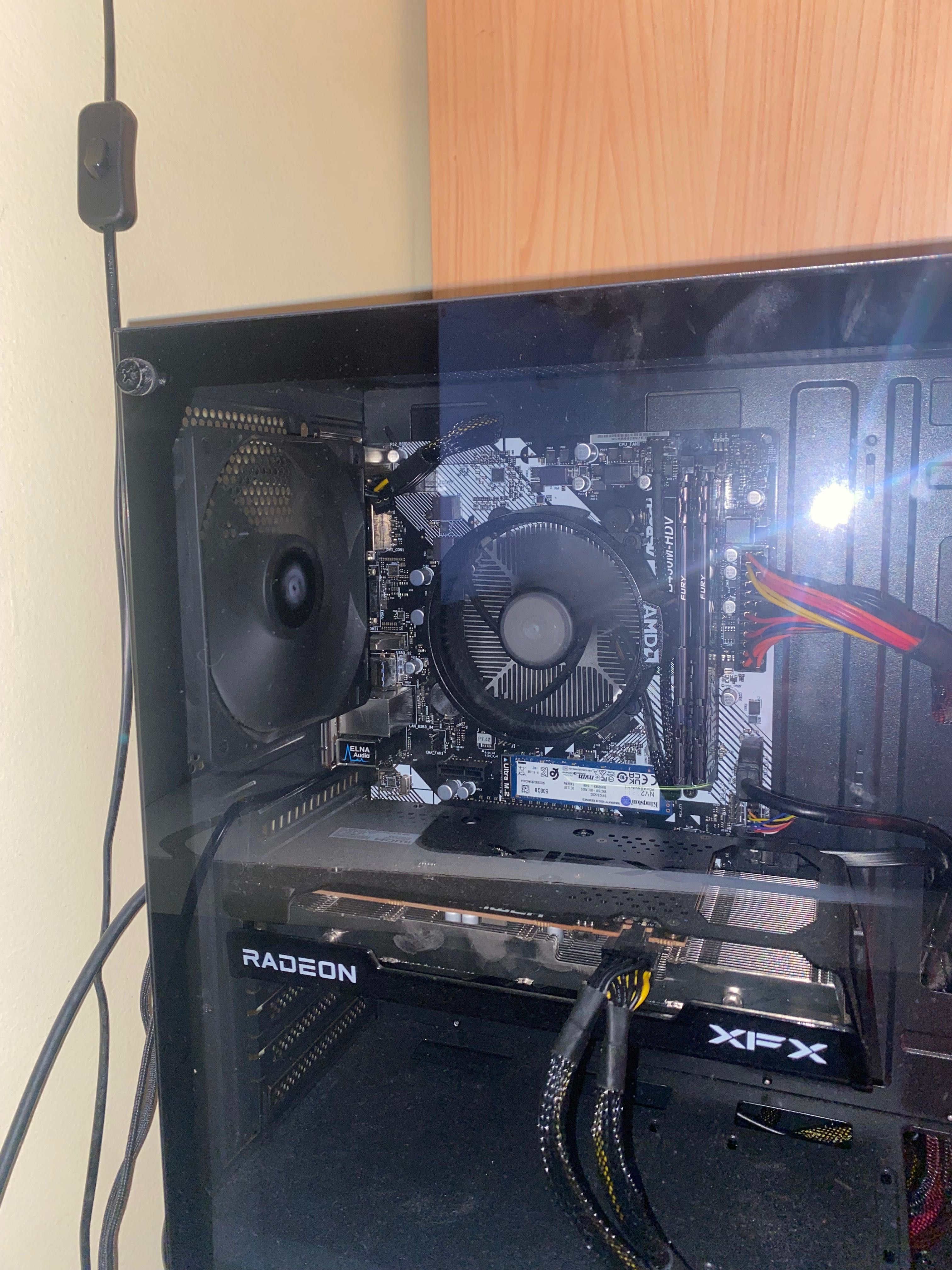 Vendo pc gamer para jogos