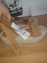 Sandalias novas com etiqueta da Pull & Bear