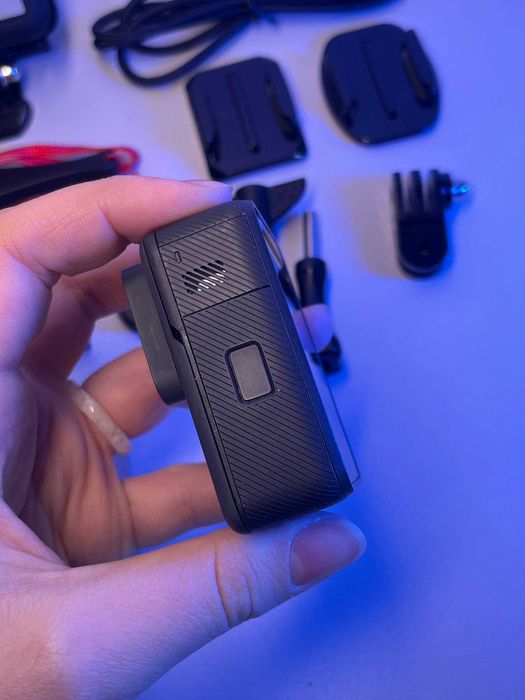 Екшн-камера GoPro Hero 5 з двома акумуляторами