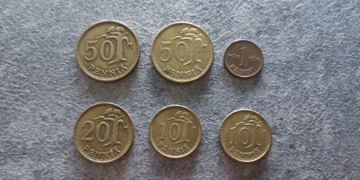 Monety z Finlandii penia 63-75r VF