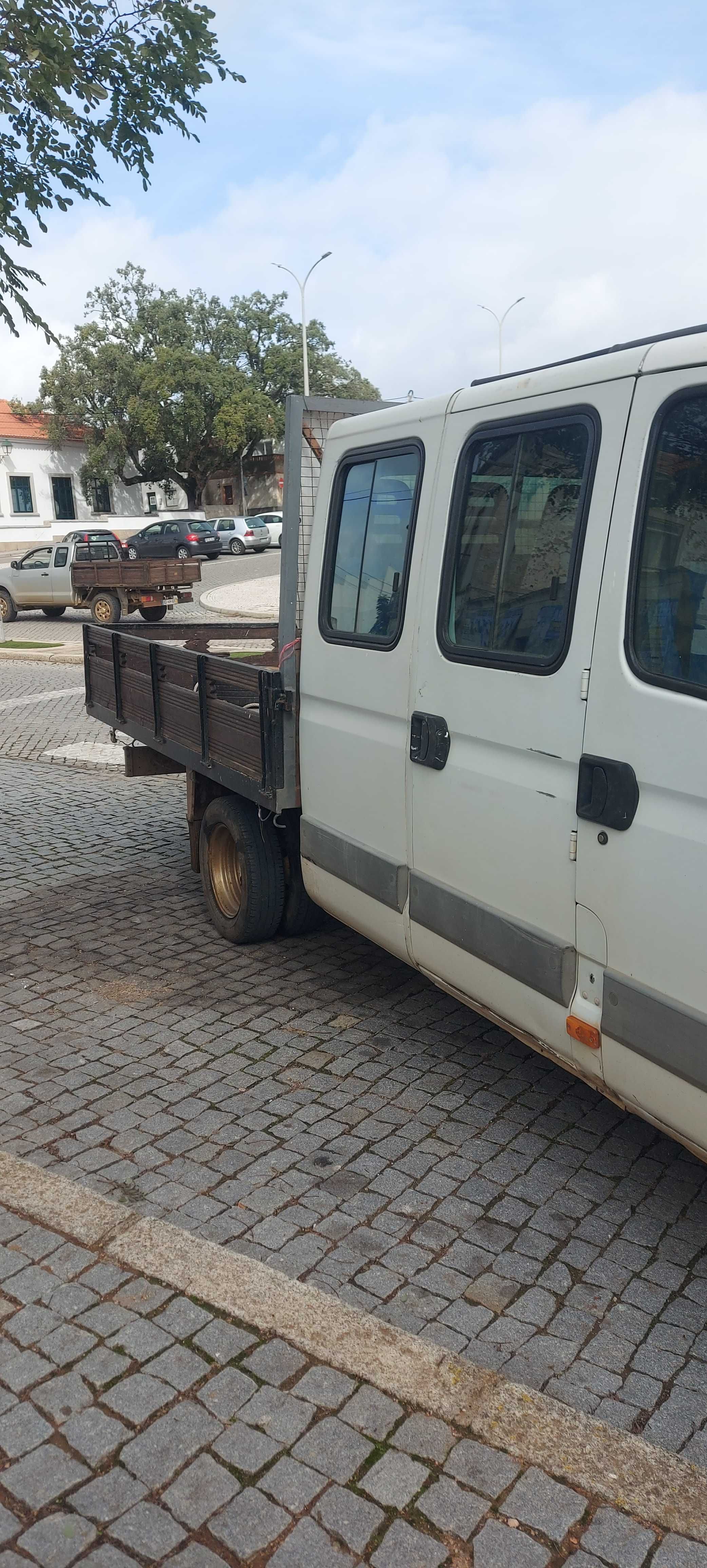 Vendese carinha cabine triplo!