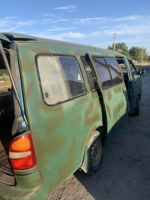 Kia Pregio дизельний мікроавтобус