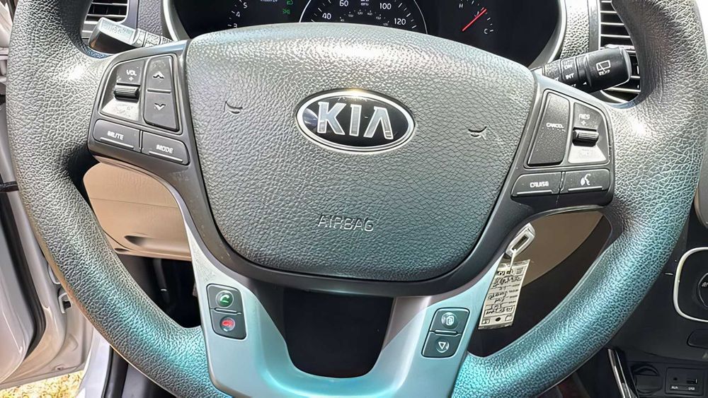 Kia Sorento      2015