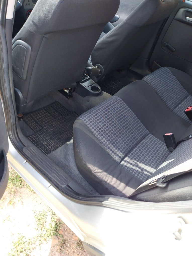 Samochod Opel corsa 1.2