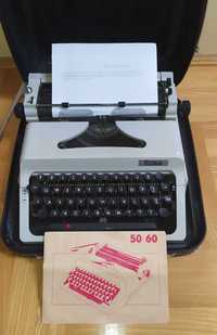 Maszyna do pisania Erika - sprawna, walizka, instrukcje, polskie znaki