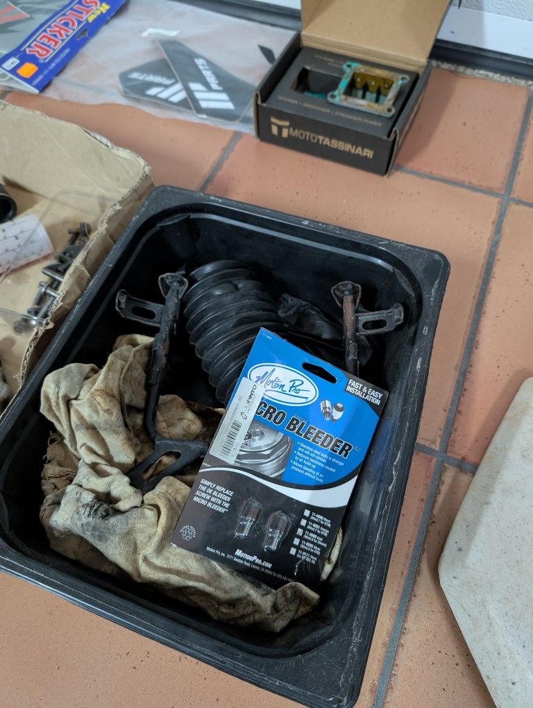 Peças/ Material YAMAHA DTR 125 e YZ 250