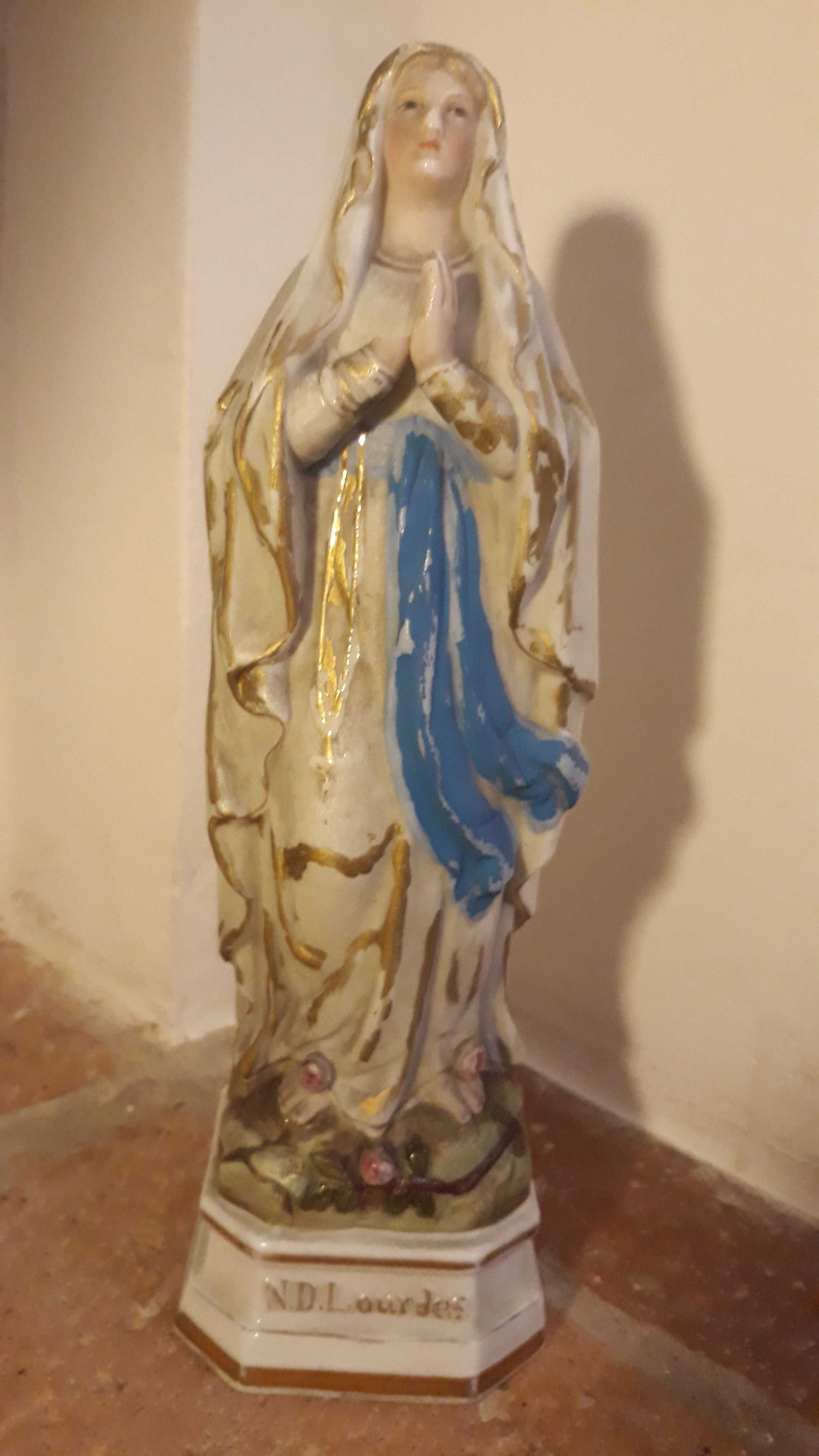Figurka Matki Boskiej z Lourdes