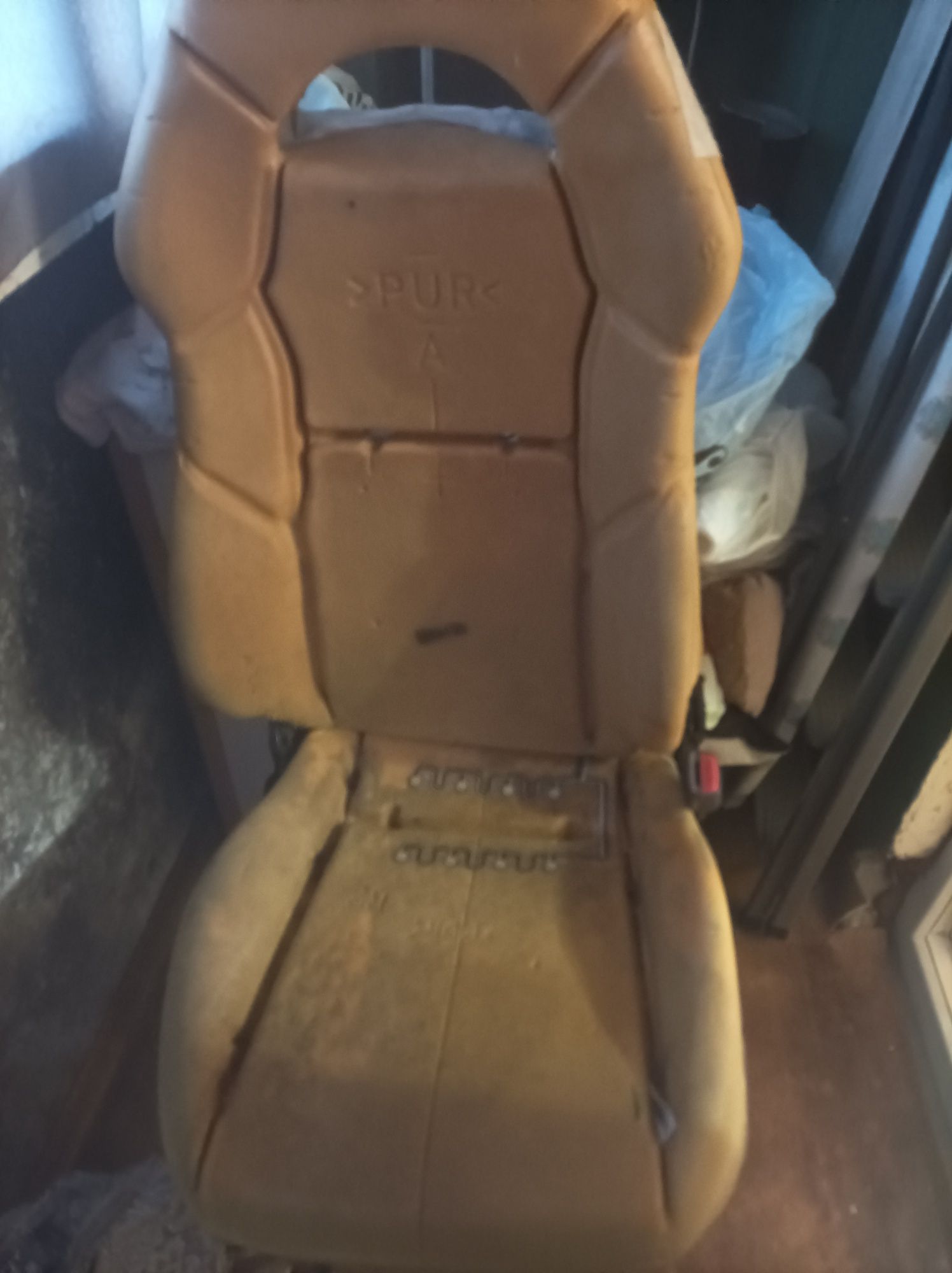 Продам автомобильное кресло сиденье