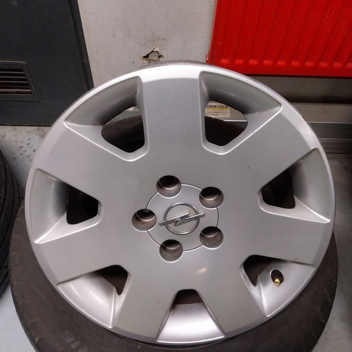 Oryginalne Felgi Aluminiowe Opel R16 5x110 7J ET 39
