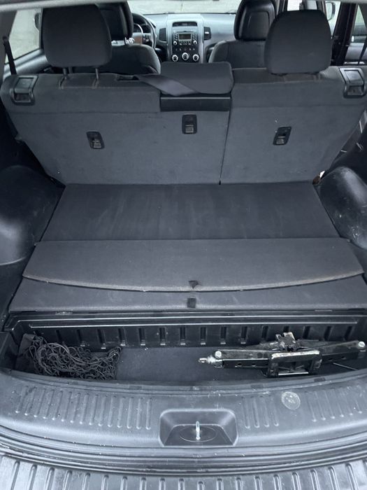 Kia Sorento 2011 рік • Бензин 2.4