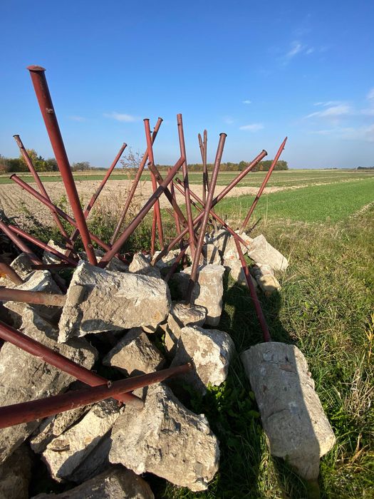 SŁUPEK OGRODZENIOWY 210cm polecam stan dobry Radom