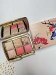 В наявності! Hourglass palette horse deer swan палєтки
