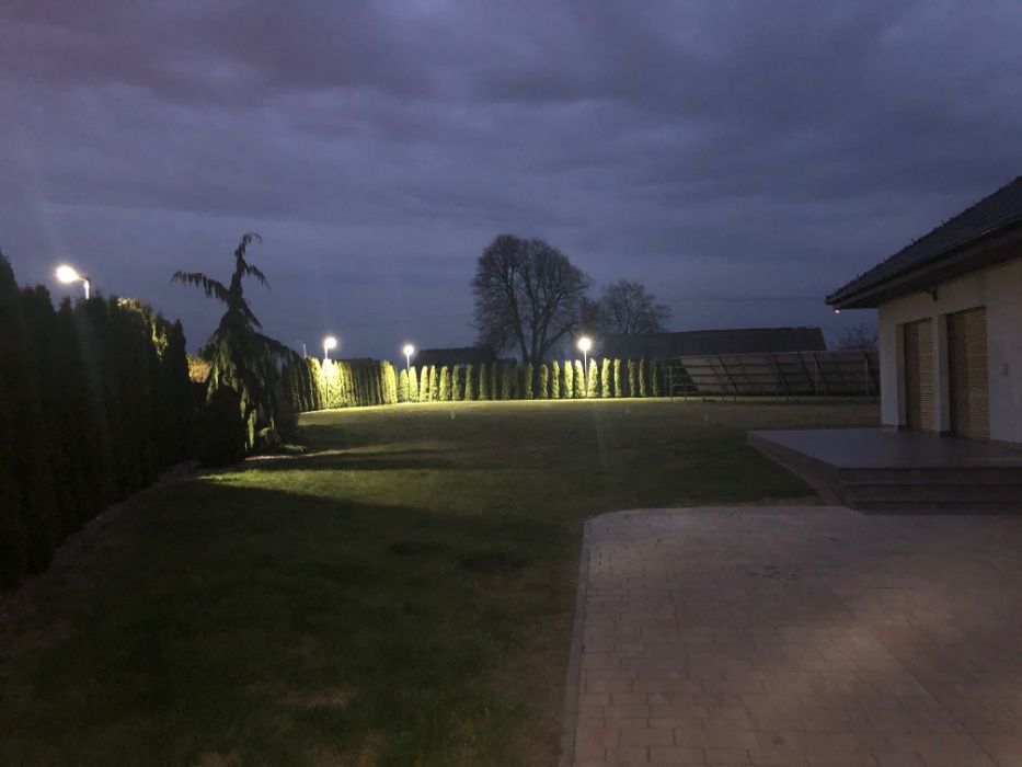 Latarnia SAMSUNG oswietlenie uliczne osiedla apartamenty parkingi