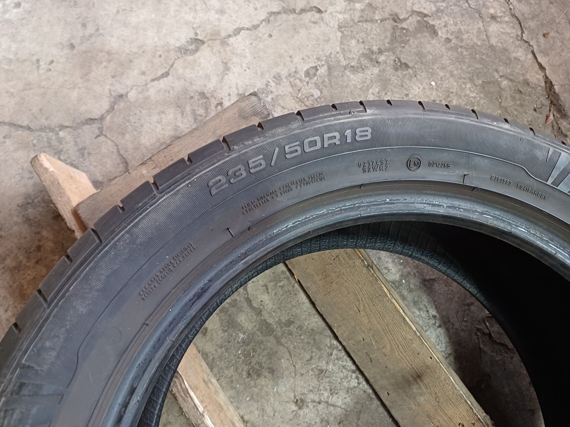 Opony letnie Pirelli 235/50/18