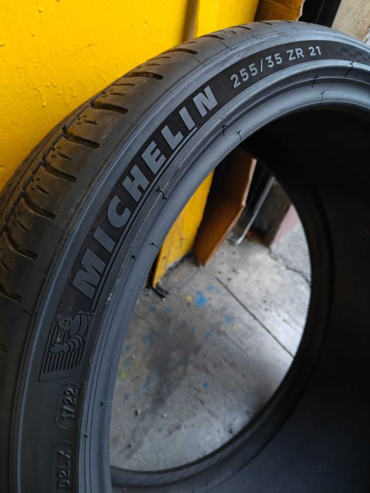 1шт R21 275 35 шини всесезонна Michelin Pilot Sport AllSeason4 з Tesla