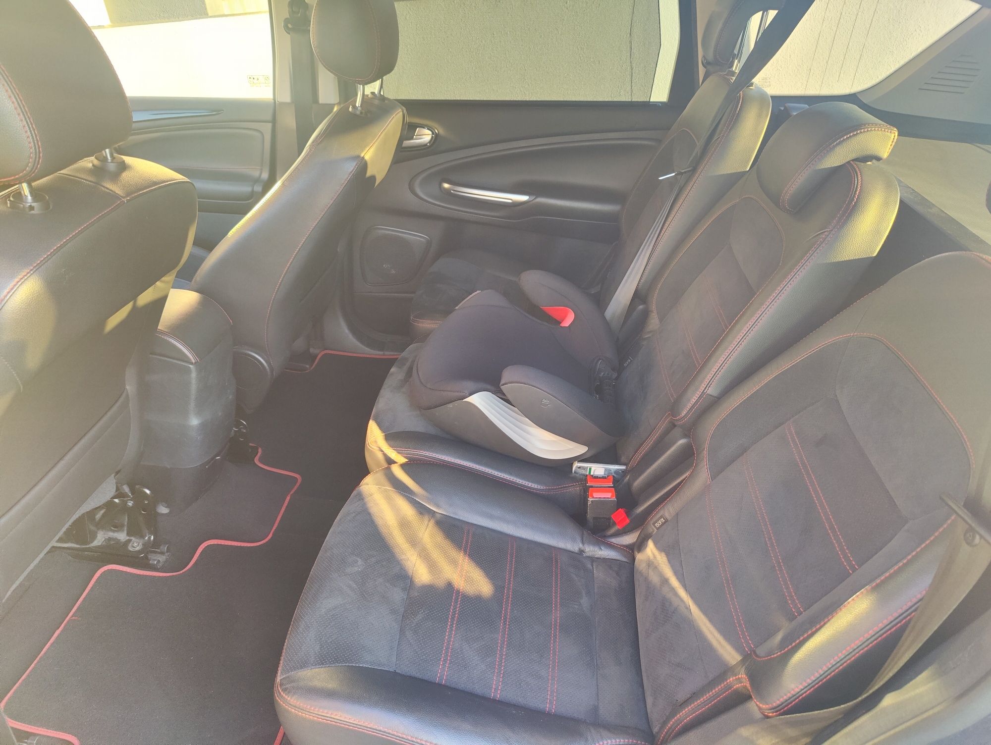 Ford S-MAX Titanium S
