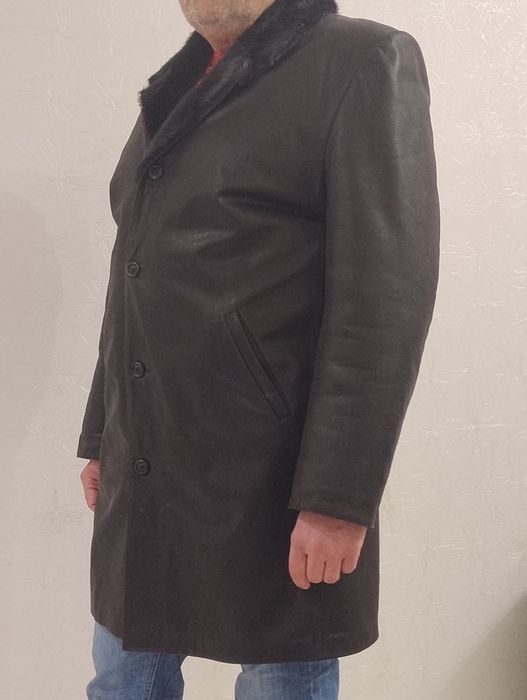 Продам чоловічу дублянку 54р.,  з норковим коміром.