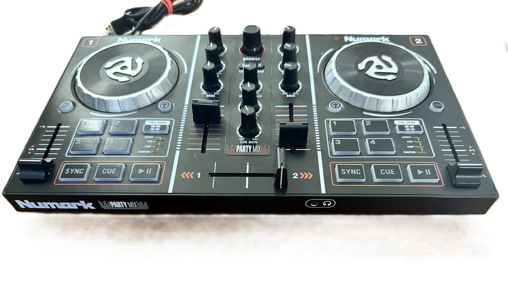 Numark Party Mix – mikser DJ