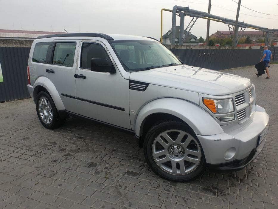 Додж Нітро 2.8 АКПП