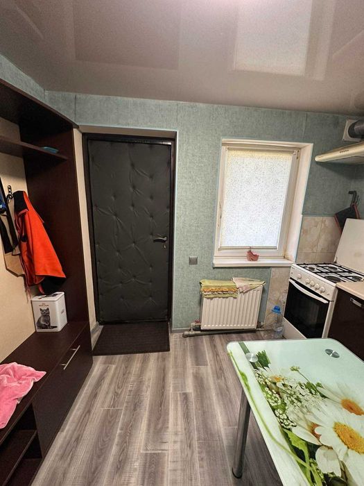 Продам 2-х комнатную квартиру в центре